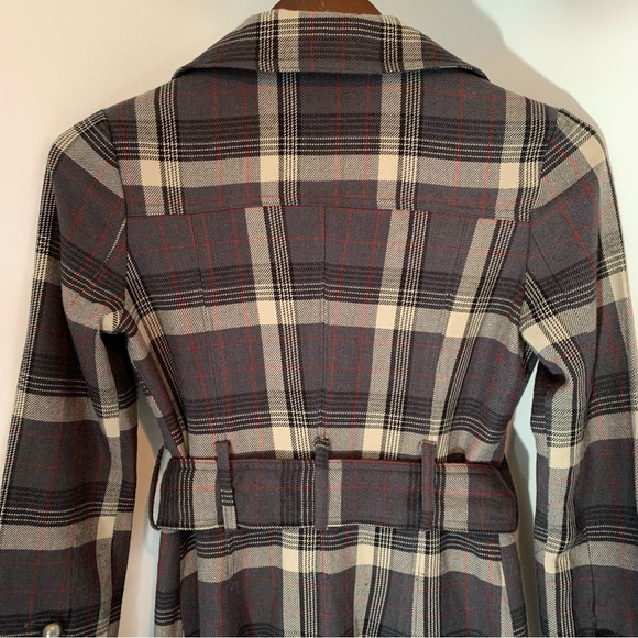 Stunning BB Dakota Coat - Picture 6 of 12